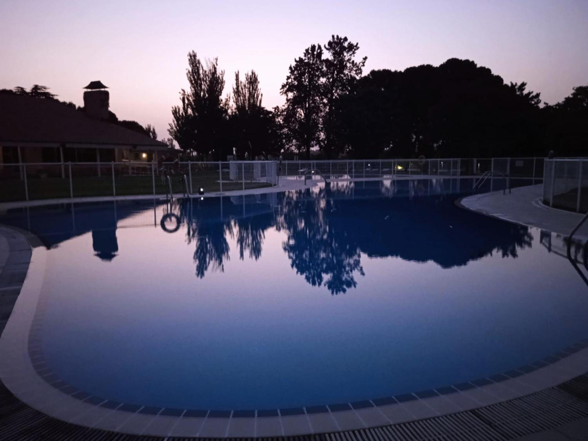 Albergue Zaragoza Camping Hostel