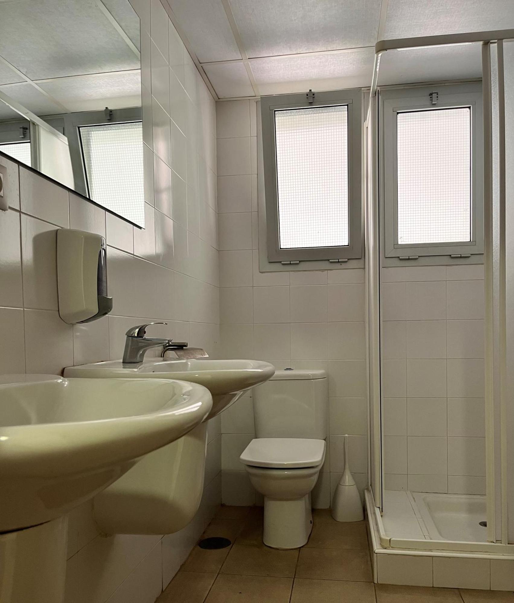 Albergue Zaragoza Camping Hostel Saragossa